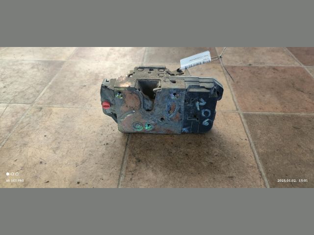 bontott PEUGEOT 206 Jobb hátsó Ajtózár