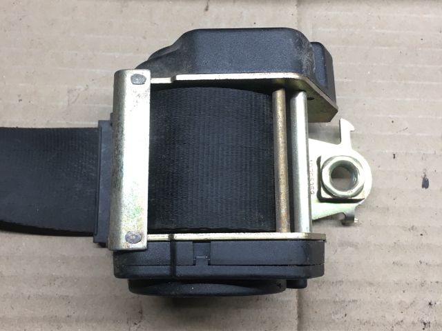 bontott PEUGEOT 206 Jobb hátsó Biztonsági Öv