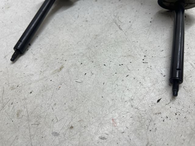 bontott PEUGEOT 206 Jobb hátsó Fejtámla