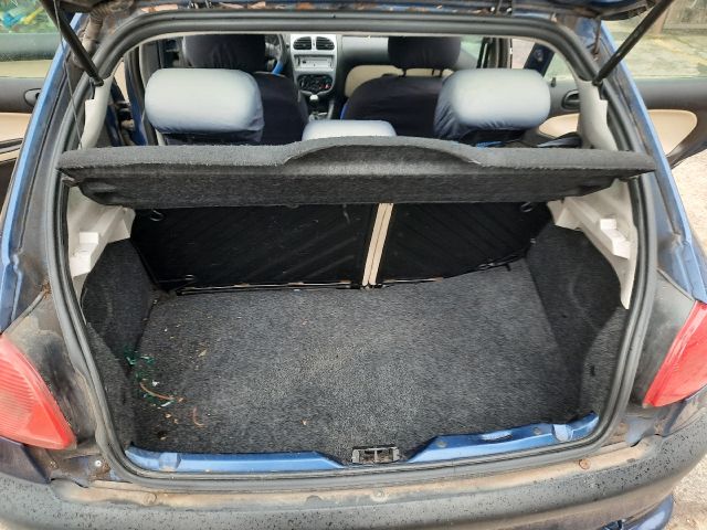 bontott PEUGEOT 206 Jobb hátsó Fejtámla