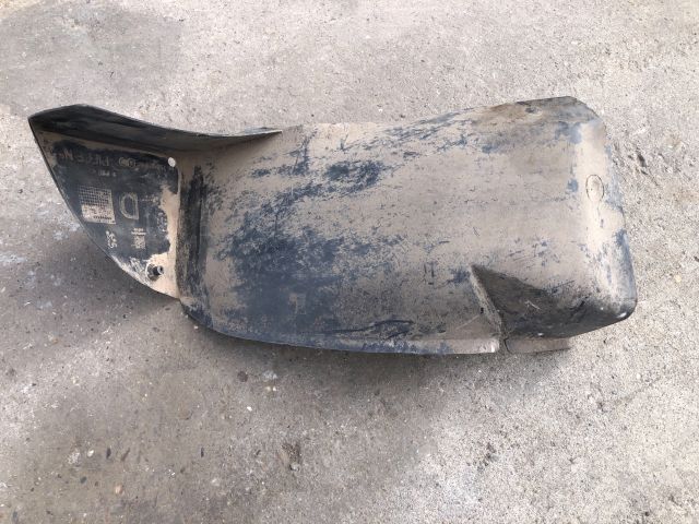 bontott PEUGEOT 206 Jobb hátsó Hátsó Dobbetét (Kerékjárati, Műanyag)