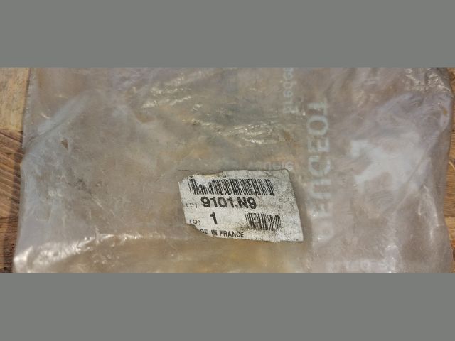 bontott PEUGEOT 206 Jobb hátsó Külső Kilincs