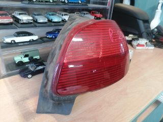 bontott PEUGEOT 206 Jobb Hátsó Lámpa