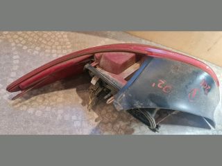 bontott PEUGEOT 206 Jobb Hátsó Lámpa