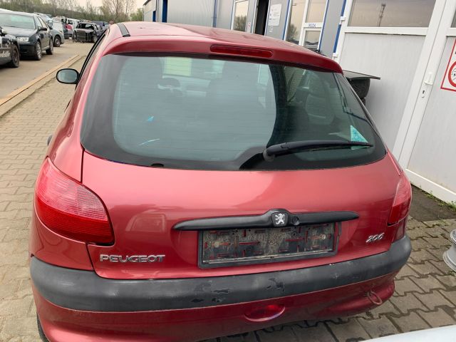 bontott PEUGEOT 206 Jobb Hátsó Lámpa