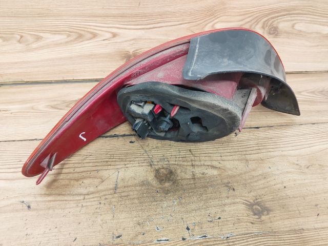 bontott PEUGEOT 206 Jobb Hátsó Lámpa