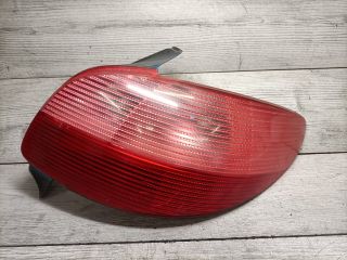 bontott PEUGEOT 206 Jobb Hátsó Lámpa