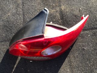 bontott PEUGEOT 206 Jobb Hátsó Lámpa