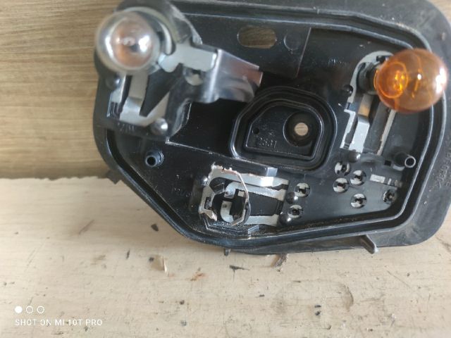 bontott PEUGEOT 206 Jobb hátsó Lámpabúra