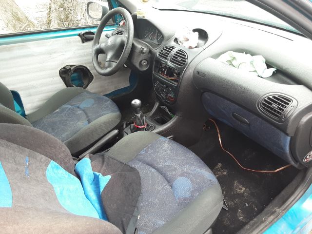 bontott PEUGEOT 206 Jobb hátsó Ülés