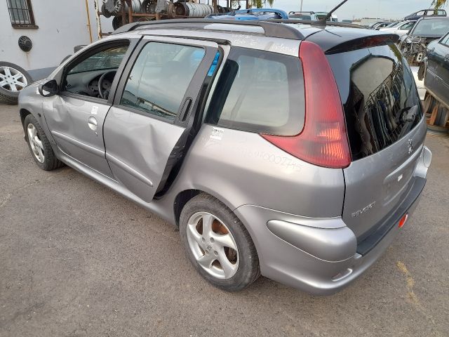 bontott PEUGEOT 206 Jobb hátsó Ülés