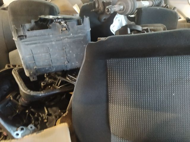 bontott PEUGEOT 206 Jobb Kalaptartó Tartó Konzol