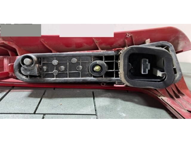 bontott PEUGEOT 206 Jobb Külső Hátsó Lámpa