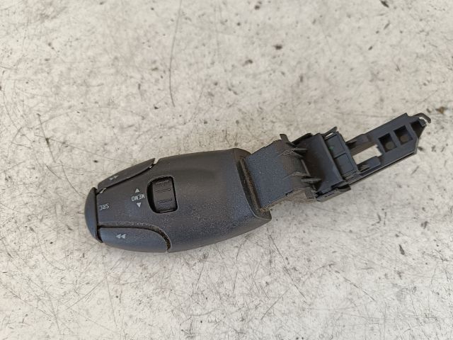 bontott PEUGEOT 206 Jobb Multikormány Kapcsoló