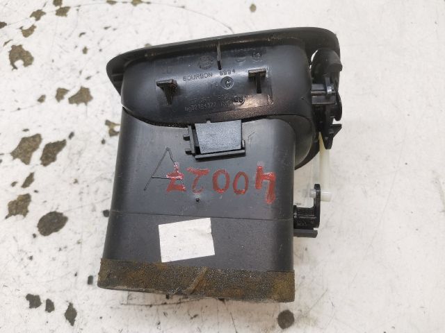 bontott PEUGEOT 206 Jobb Szellőző