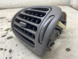 bontott PEUGEOT 206 Jobb Szellőző