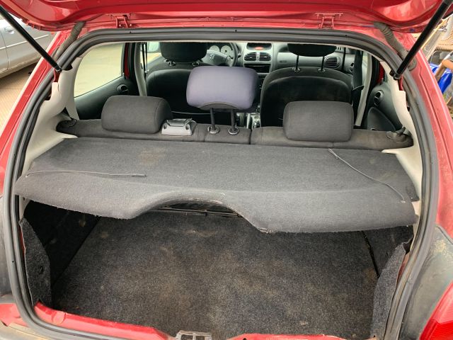 bontott PEUGEOT 206 Kalaptartó