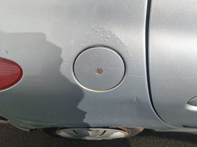 bontott PEUGEOT 206 Kalaptartó