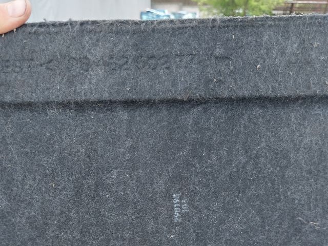 bontott PEUGEOT 206 Kalaptartó