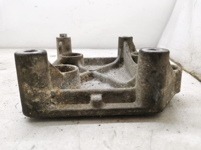 bontott PEUGEOT 206 Klíma Tartó Bak