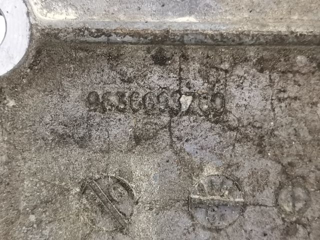 bontott PEUGEOT 206 Klíma Tartó Bak