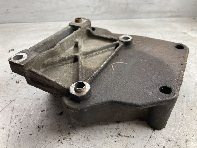 bontott PEUGEOT 206 Klímakompresszor Tartó Bak