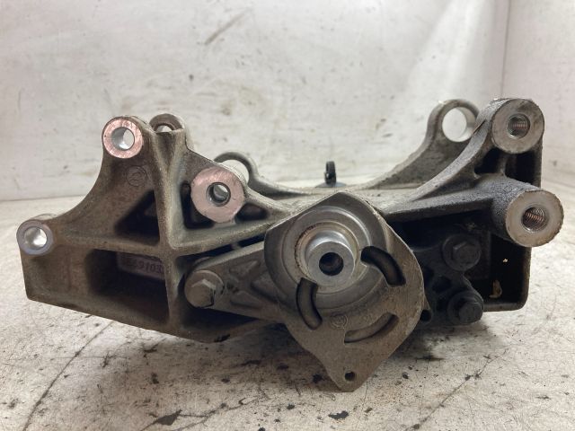 bontott PEUGEOT 206 Klímakompresszor Tartó Bak