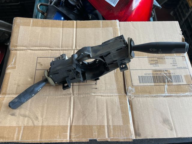 bontott PEUGEOT 206 Komplett Kormánykapcsoló (Bajuszkapcsoló)