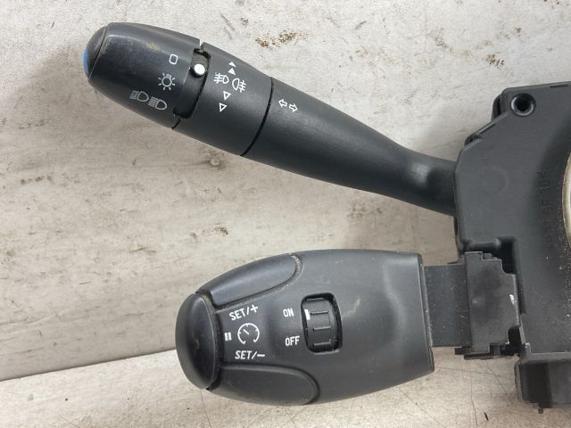 bontott PEUGEOT 206 Komplett Kormánykapcsoló (Bajuszkapcsoló)