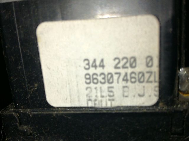 bontott PEUGEOT 206 Komplett Kormánykapcsoló (Bajuszkapcsoló)