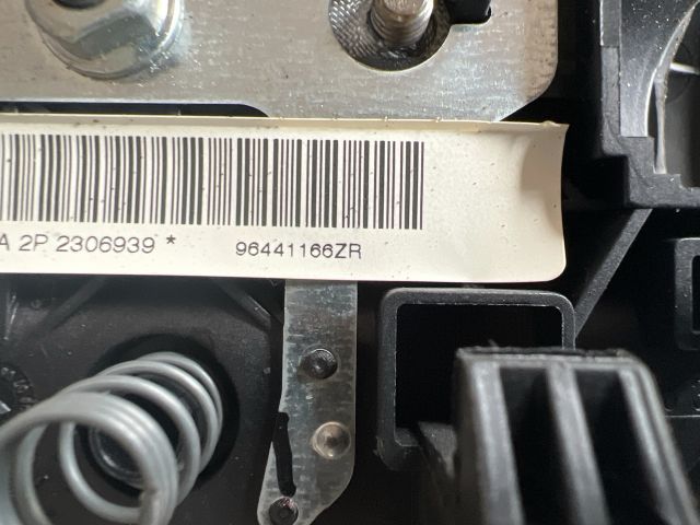 bontott PEUGEOT 206 Kormánylégzsák