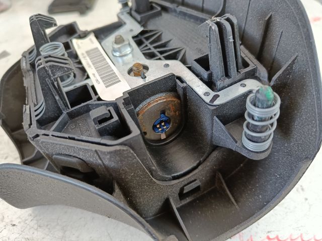 bontott PEUGEOT 206 Kormánylégzsák