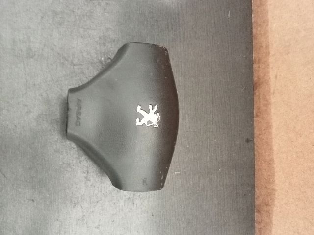 bontott PEUGEOT 206 Kormánylégzsák