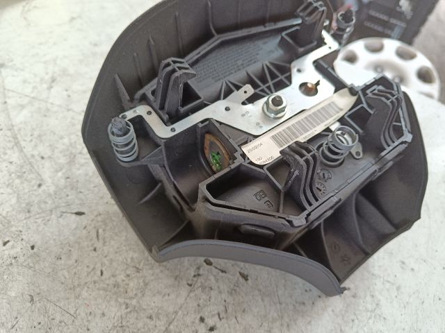 bontott PEUGEOT 206 Kormánylégzsák