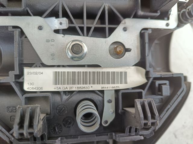 bontott PEUGEOT 206 Kormánylégzsák