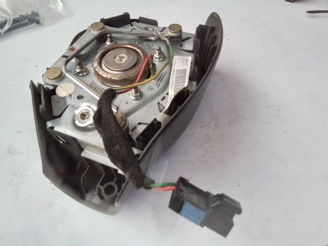 bontott PEUGEOT 206 Kormánylégzsák