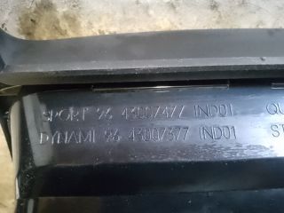 bontott PEUGEOT 206 Középkonzol Keret