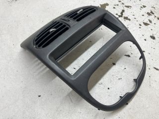 bontott PEUGEOT 206 Középkonzol Keret