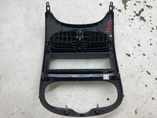 bontott PEUGEOT 206 Középkonzol Keret