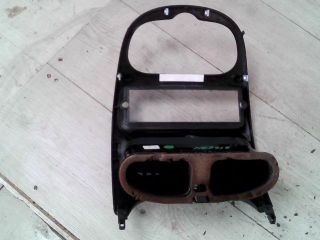 bontott PEUGEOT 206 Középkonzol Keret