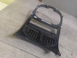 bontott PEUGEOT 206 Középső Szellőző Keret