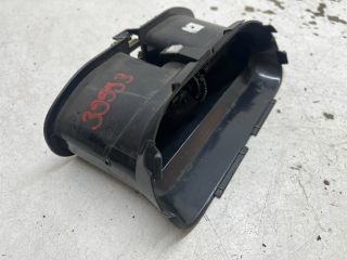 bontott PEUGEOT 206 Középső Szellőző