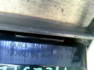 bontott PEUGEOT 206 Középső Szellőző