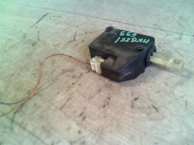 bontott PEUGEOT 206 Központizár Motor Csomagtérajtó