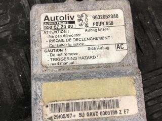 bontott PEUGEOT 206 Légzsák Indító Modul Oldallégzsák