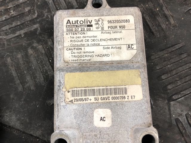 bontott PEUGEOT 206 Légzsák Indító Modul Oldallégzsák