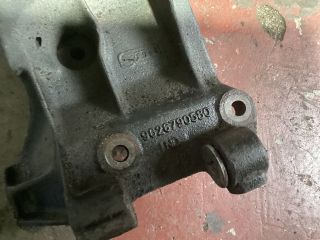 bontott PEUGEOT 206 Motor Tartó Bak (Fém)