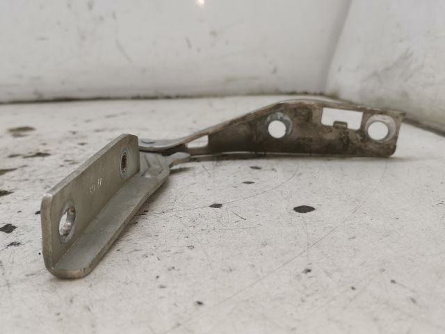 bontott PEUGEOT 206 Motorháztető Jobb Zsanér