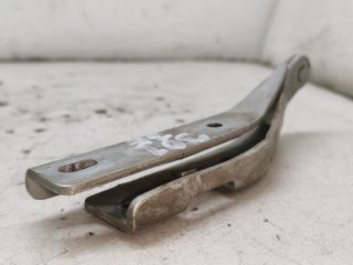 bontott PEUGEOT 206 Motorháztető Jobb Zsanér