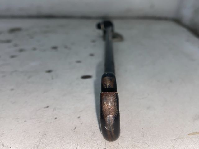 bontott PEUGEOT 206 Motorháztető Kitámasztó Rúd